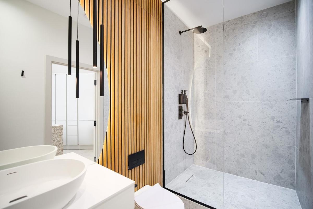Japandi By The Heim Residences Manchester Exterior foto
